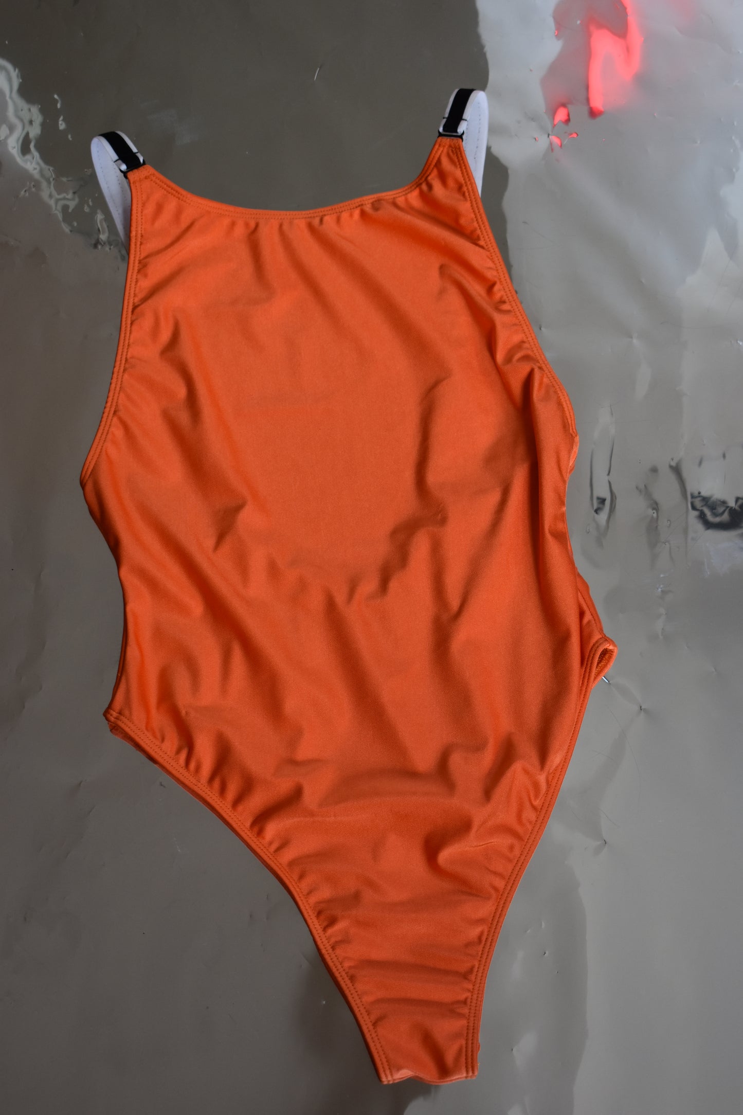 Enteriza EMMA/ ESCOTE ALTO