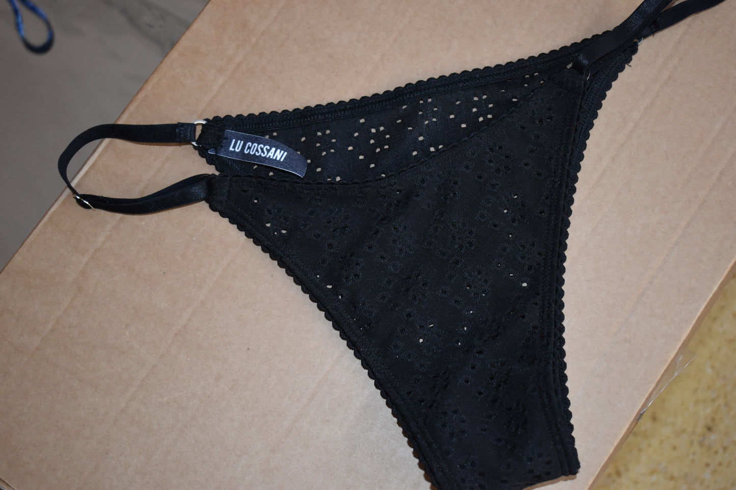 tanga uma broderie elastizado