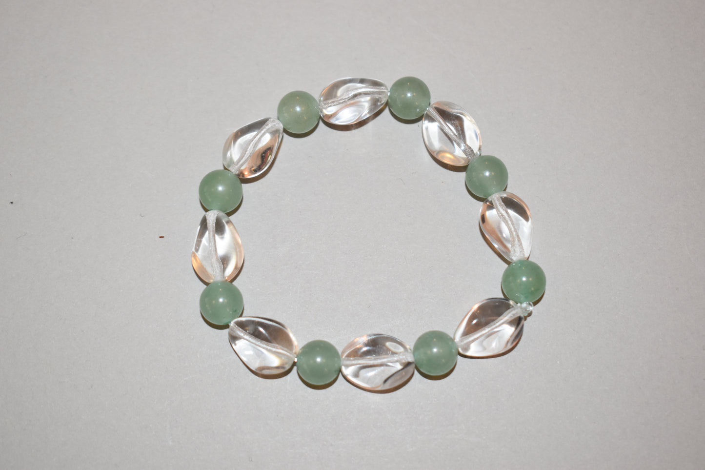 Pulsera malva +piedras naturales