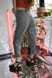 denim mom fit -Reina black stone wash