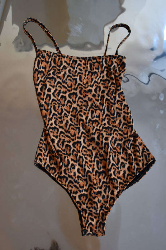 ENTERIZA LARA PRINT//SALE