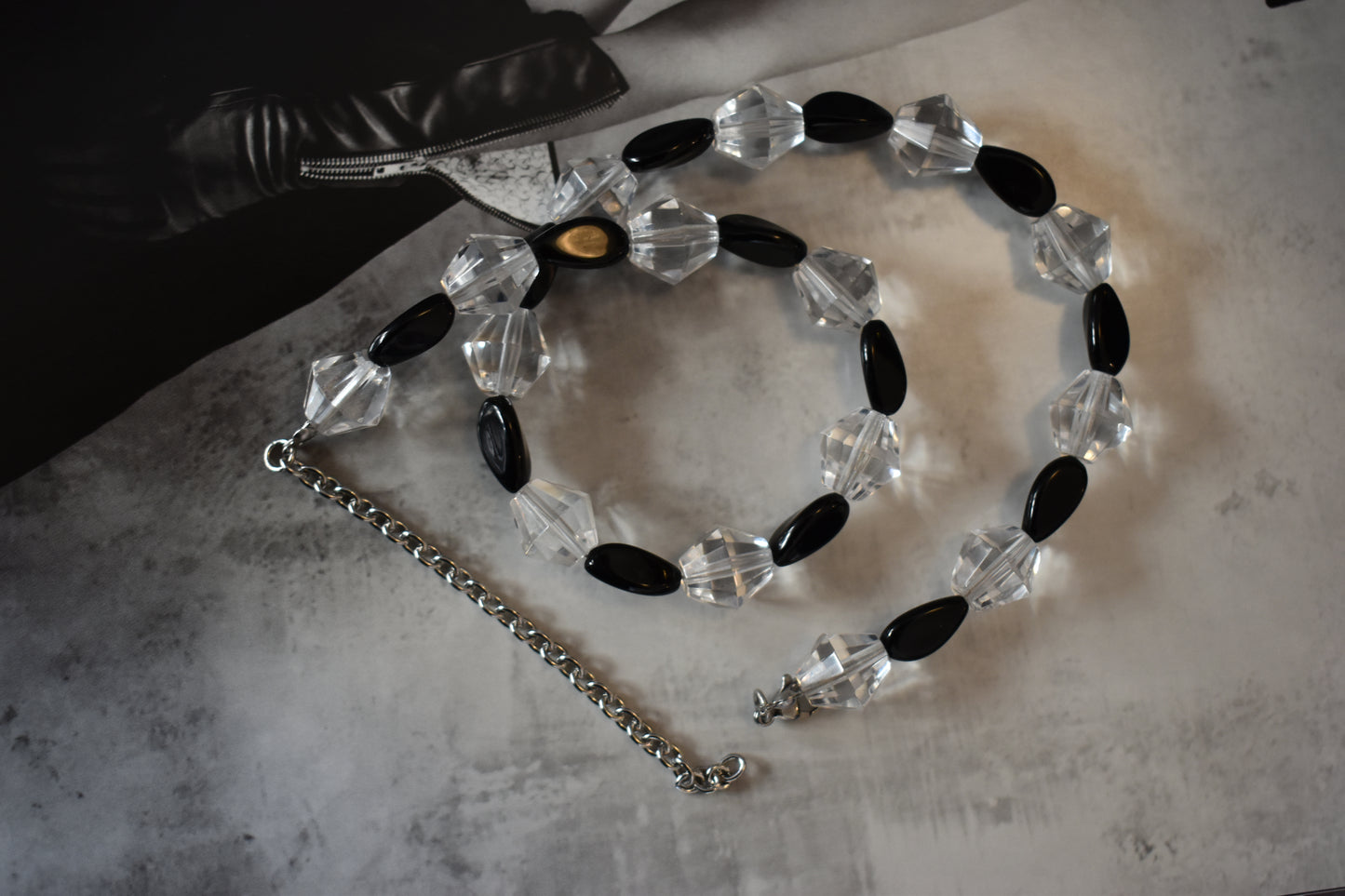 Collar crystal 002